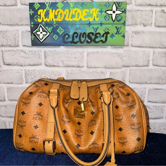 💎MCM Visetos Boston Bag Cognac with lock and key - Picture 10 of 14